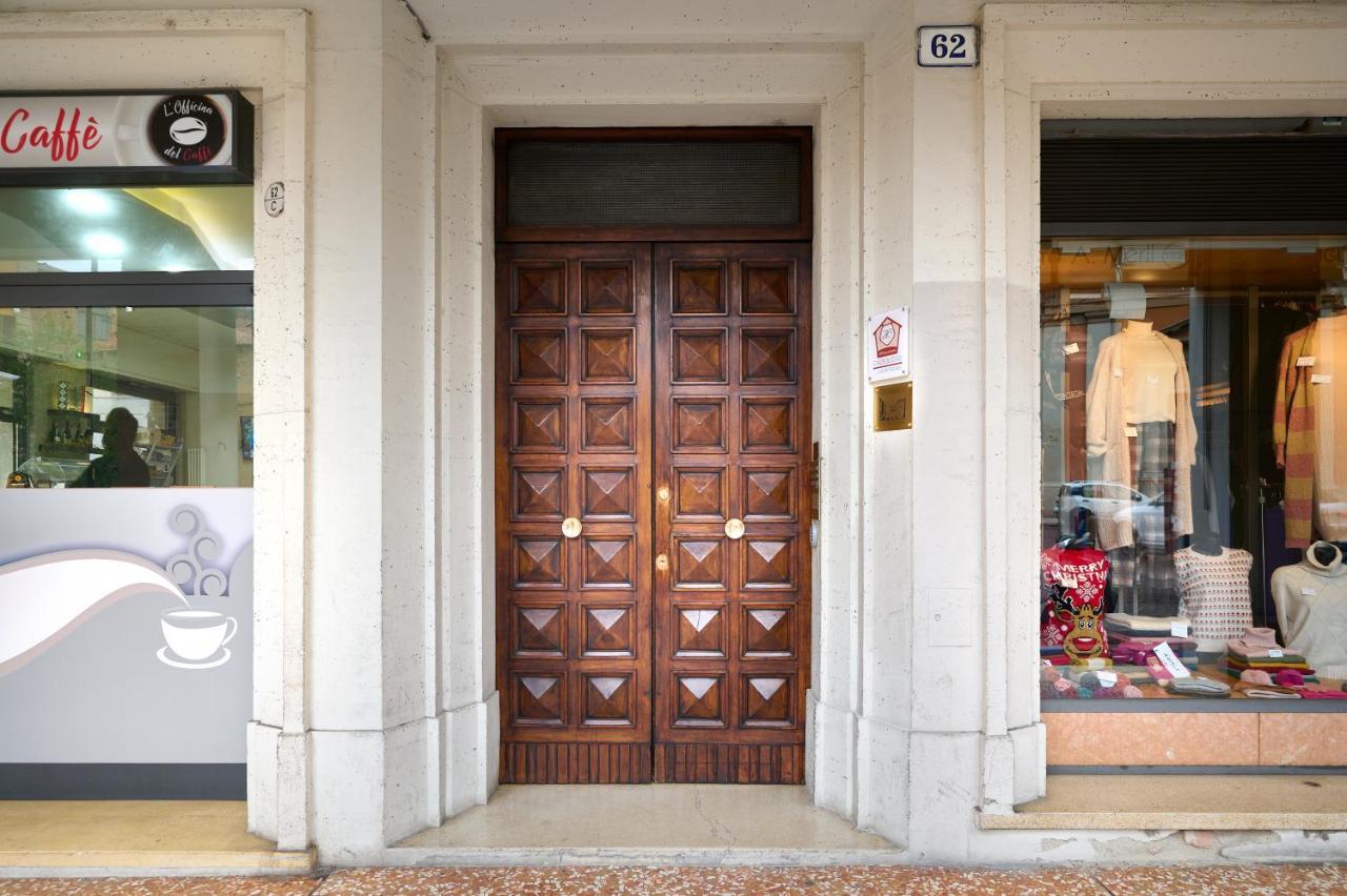 D'Azeglio 62 Luxury Rooms Bologne Extérieur photo